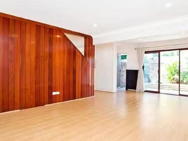 For Rent! 2 BR 7/2B Yardley Avenue, Waitara, NSW 2077