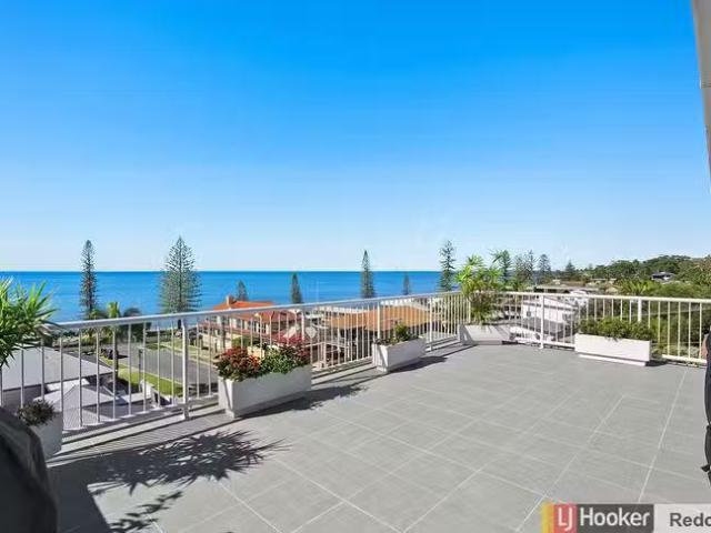 Charming 2 BR 7/4 6 Eveline Street, Margate, QLD 4019
