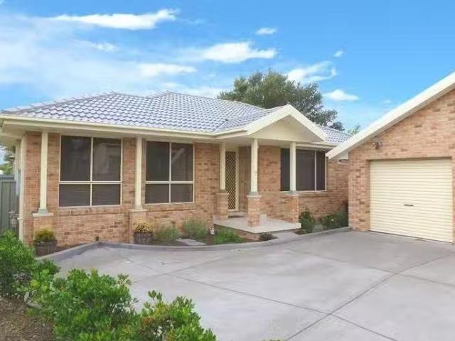 Just in! 2 BR 74A Bridges Road, New Lambton, NSW 2305