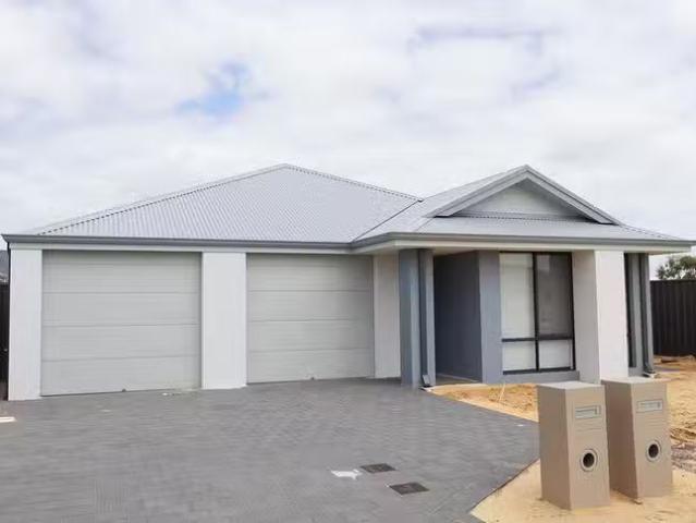 New 2 BR 8B Tate Way, Ravenswood, WA 6208