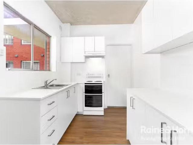 Cozy 2 BR 10/14 Illawarra Street, ALLAWAH Apartment for rent.