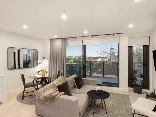 Charming 2 BR 101/5 Davidson Street, South Yarra, VIC 3141