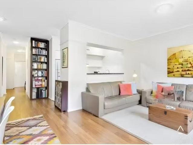 New 2 BR 10/10 Williams Parade, DULWICH HILL Apartment for ren.