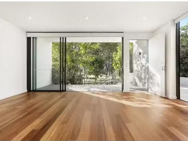 Cozy 2 BR 101/3 Flour Mill Way, SUMMER HILL House for rent Li.