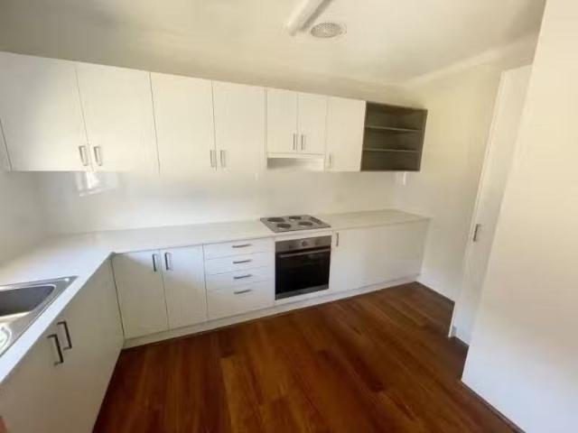 Charming 2 BR 10/42 West Parade, WEST RYDE Apartment for rent.