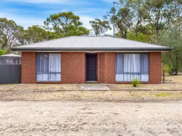 Rental! 2 BR 10 Herberts Ln, Smythesdale VIC 3351 House For.