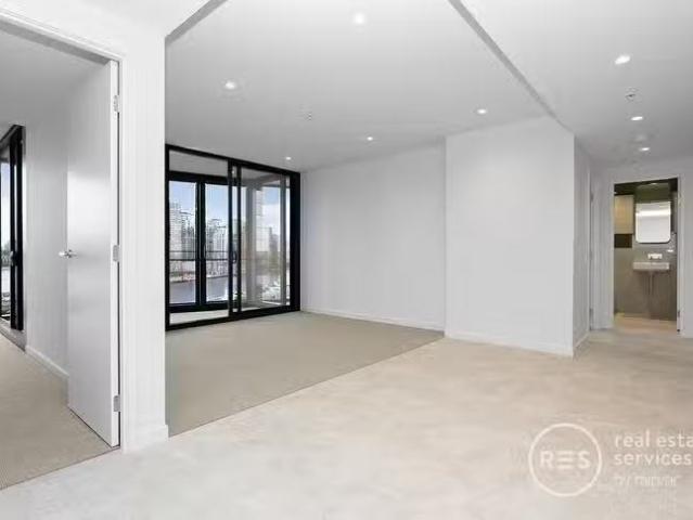 Cheap 2 BR 1104/103 South Wharf Drive, Docklands, VIC 3008