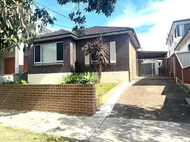 Rental! 2 BR 137 Patrick Street, Hurstville, NSW 2220