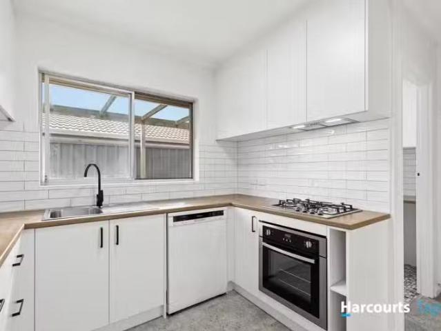 Charming 2 BR 1/382 Morphett Road, WARRADALE, SA 5046 House.