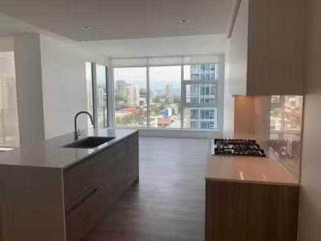 Cheap 2 BR 1604 680 Quayside Drive, New Westminster, BC, V3M 6.