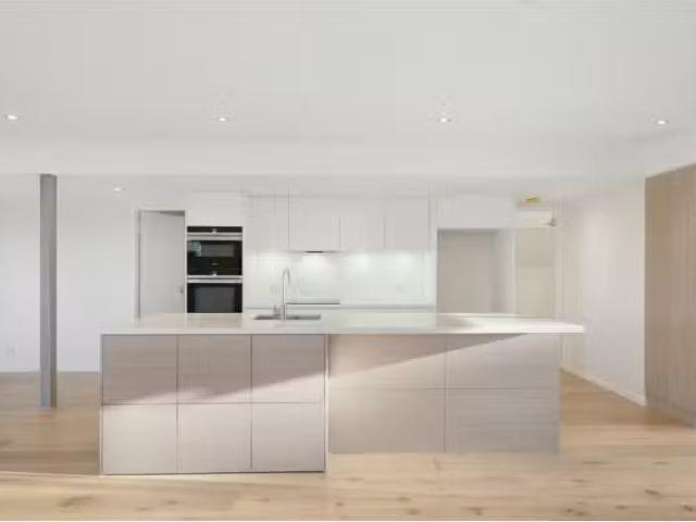 For Rent! 2 BR 1/88 Grover Avenue, Cromer House for rent List.
