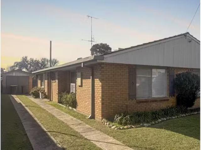 Rental! 2 BR 1/8 Quarry Road, FORBES Townhouse for rent Liste.