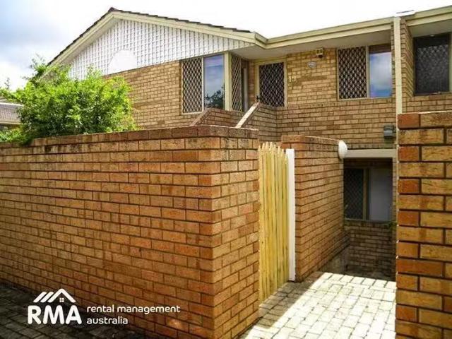 Cozy 2 BR 19/2 Mitchell Street, Bentley, WA 6102