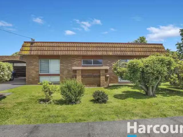 Deal! 2 BR 1/97 Brandy Creek Road, WARRAGUL, VIC 3820 House.