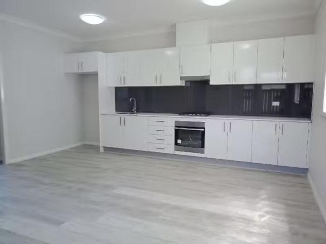 Rental! 2 BR 19A Gowrie Street, The Ponds Apartment for rent.