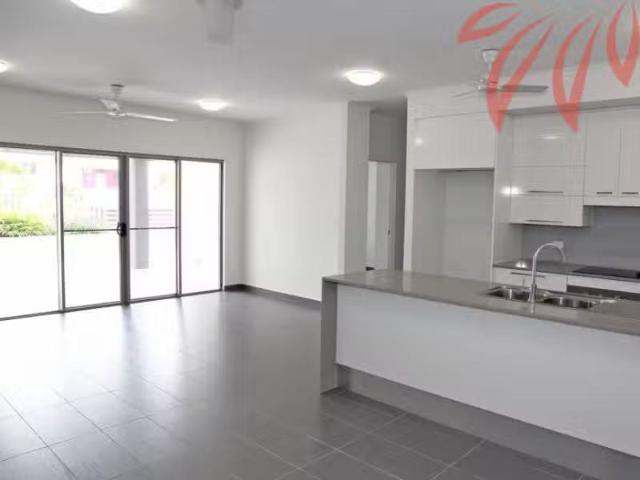 Cozy 2 BR 1a/2 Mauna Loa, LARRAKEYAH Apartment for rent Liste.