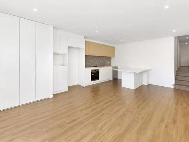 Cozy 2 BR 20 Pannell Street, Whitlam, ACT 2611