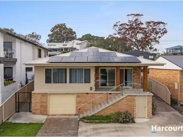 Cozy 2 BR 20 Rees Street, Wangi Wangi House for rent Listed b.