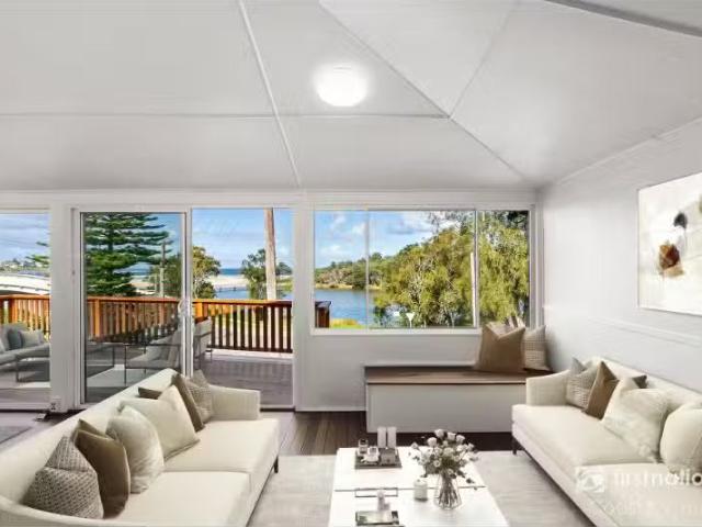 Charming 2 BR 21 Riverleigh Avenue, Gerroa House for rent Lis.