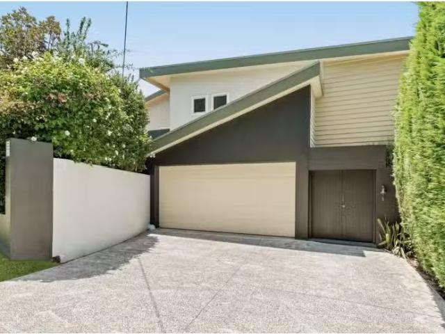 Just in! 2 BR 2/205 Scenic Highway, Terrigal Apartment for ren.