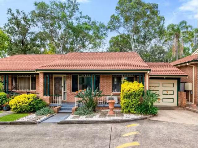 For Rent! 2 BR 22/34 Kings Road, INGLEBURN House for rent Lis.