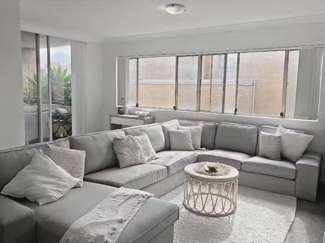 For Rent! 2 BR 24/17 21 Mansfield Avenue, Caringbah Apartment.