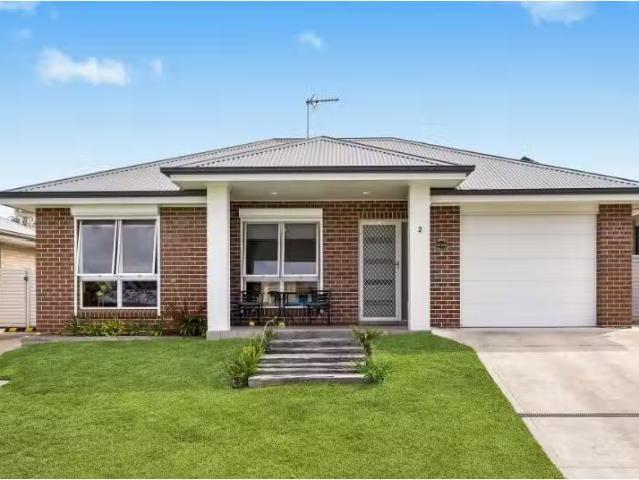 Just in! 2 BR 2/44 Dunnart Street, Aberglasslyn Apartment for.
