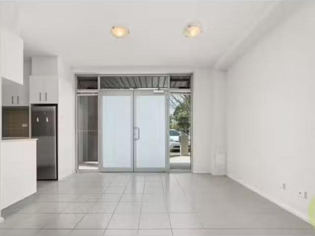 Rental! 2 BR 24 Eckley Street, Gungahlin Apartment for rent L.