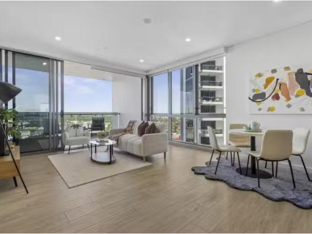 Just in! 2 BR 2524/12 Uhrig Road, Lidcombe Apartment for rent.