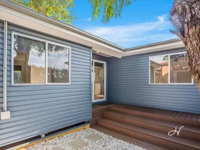 For Rent! 2 BR 30A Bethlehem Street, Cringila House for rent.