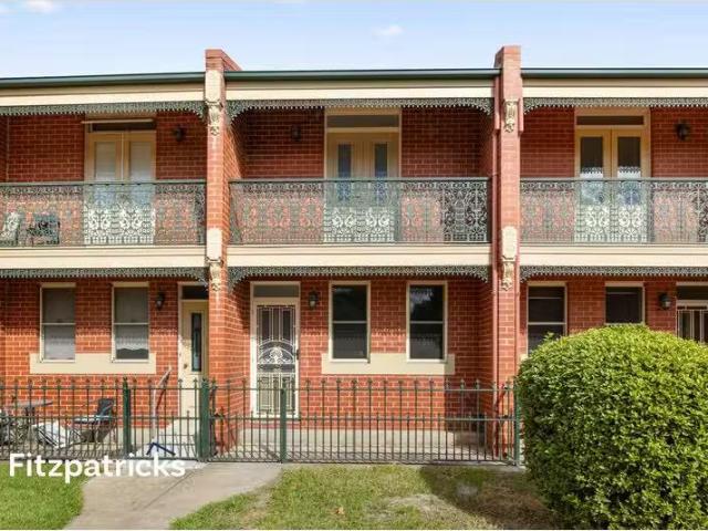 Rental! 2 BR 3/11 Crampton Street, Wagga Wagga Apartment for r.