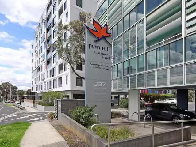 Nice 2 BR 313/337 Stud Road, Wantirna South, VIC 3152