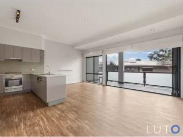 Just in! 2 BR 3/180 Monaro Cres, Red Hill Apartment for rent.