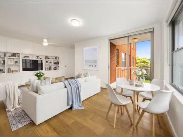 Charming 2 BR 3/1 Illiliwa Street, Cremorne Apartment for rent.