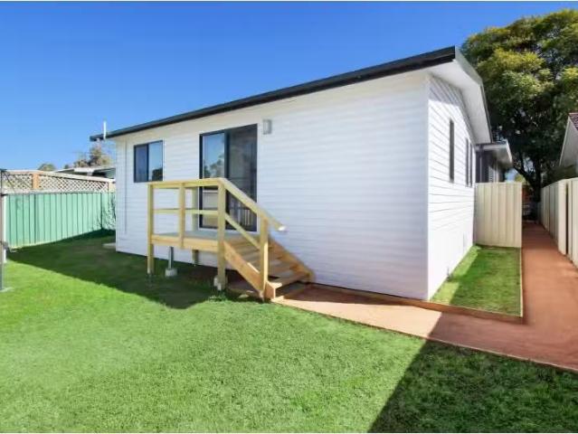 Just in! 2 BR 31B Powell Street, Richmond Apartment for rent.