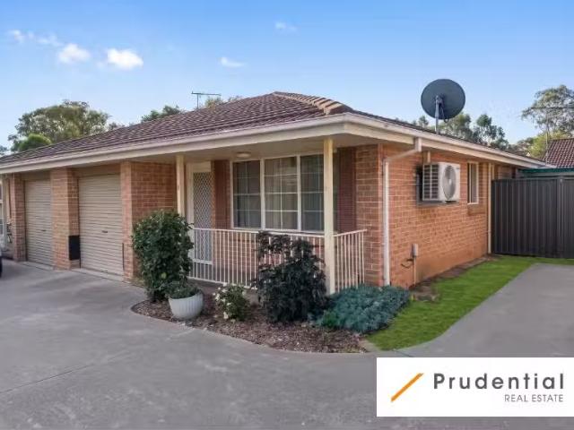 Charming 2 BR 3/4 Bensley Road, MACQUARIE FIELDS Apartment for.