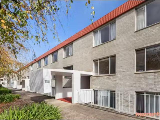 Charming 2 BR 3/6 Wilkins Street, Mawson Apartment for rent L.