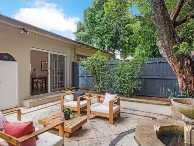 Cheap 2 BR 38 Edwin Street, Drummoyne House for rent Listed b.