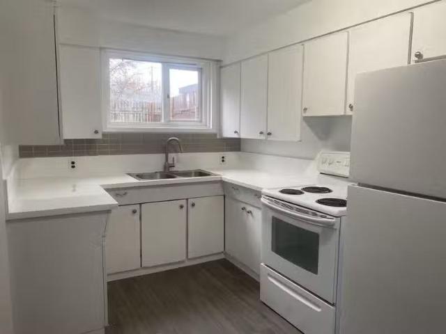 Unique 2 BR Tamarack Street 1 2051 Tamarack St #1