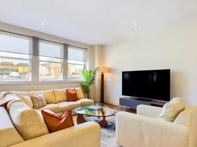 Nice 2 BR Tavistock Street