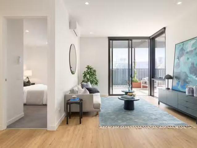 Cozy 2 BR AG02/348 Macaulay Road, Kensington, VIC 3031