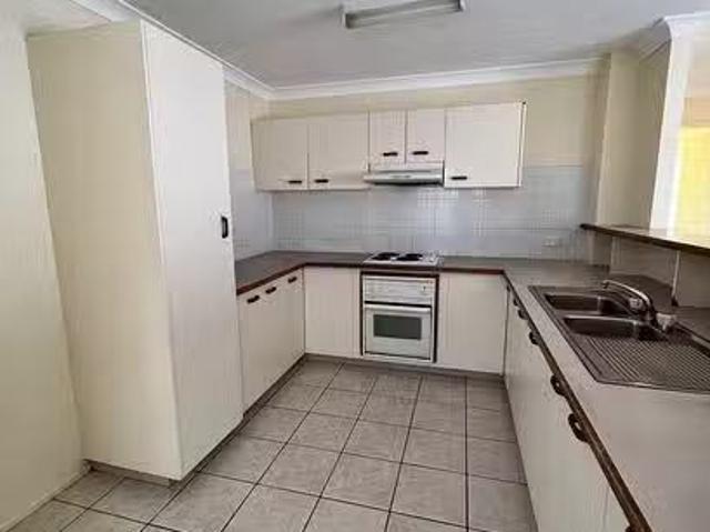 Just in! 2 BR Bongaree, QLD 4507