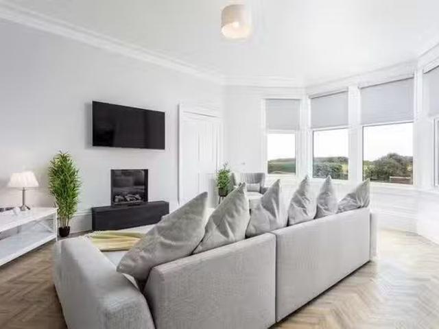 Rental! 2 BR South Beach