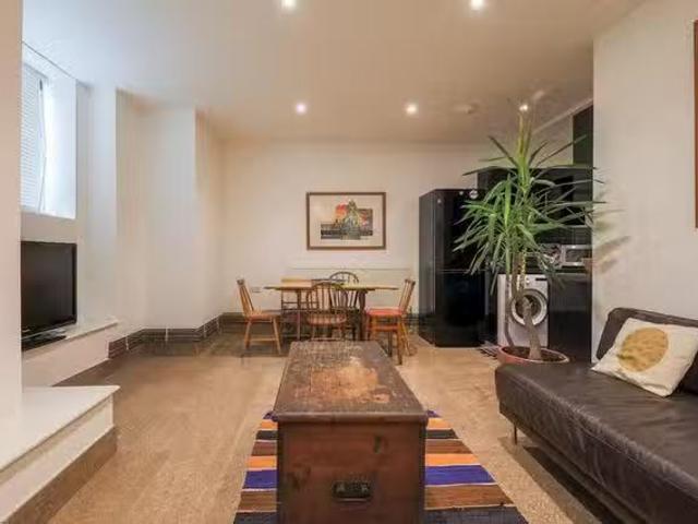 Cozy 2 BR Stanthorpe Road