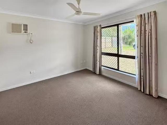 Rental! /2 Manoi Close, Bentley Park, QLD 4869