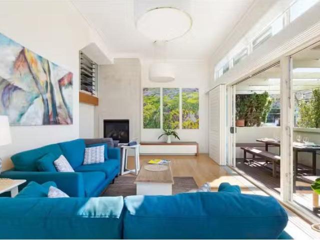 Cheap 2 Major Street, Coogee House for rent Listed by Connor.