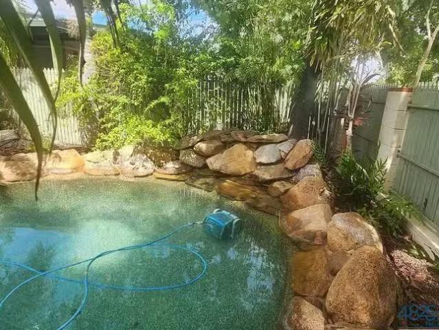For Rent! 2 Raven Crescent, Townview, QLD 4825