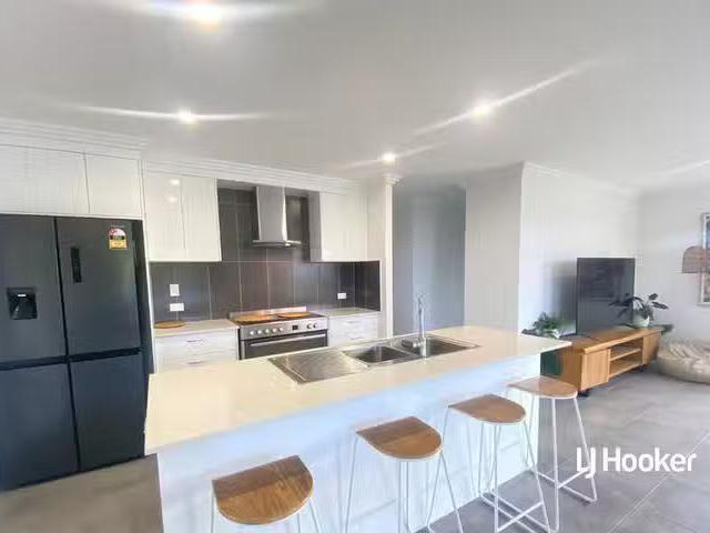 For Rent! 2 Sandy Street, Bargara, QLD 4670