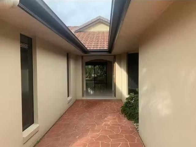 New 2 Stingray Harbour Court, Pelican Waters, QLD 4551