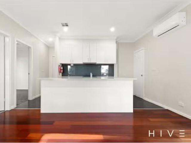 Cheap 2A Hemmant Street, O'Connor Apartment for rent Listed b.